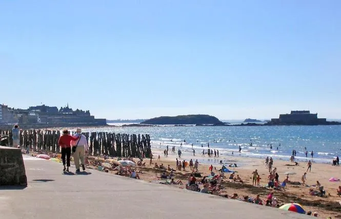 Saint Malo Bel Appartement Neuf Pres Gare Plage Sillon Intramuros Parking Prive Saint-Malo